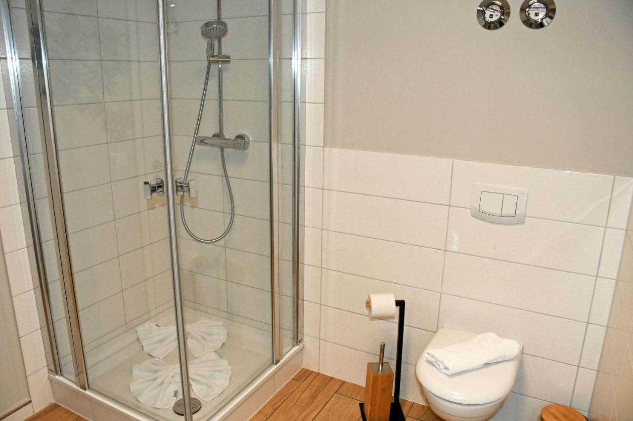 Schoene Ferienwohnungen Mit Kamin Im Ostseebad Sellin Exteriör bild