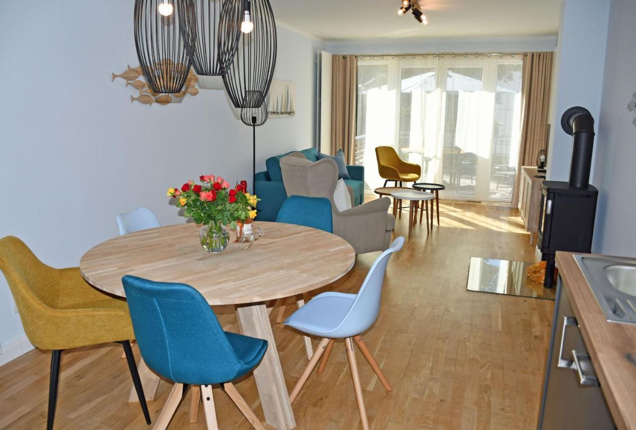 Schoene Ferienwohnungen Mit Kamin Im Ostseebad Sellin Exteriör bild