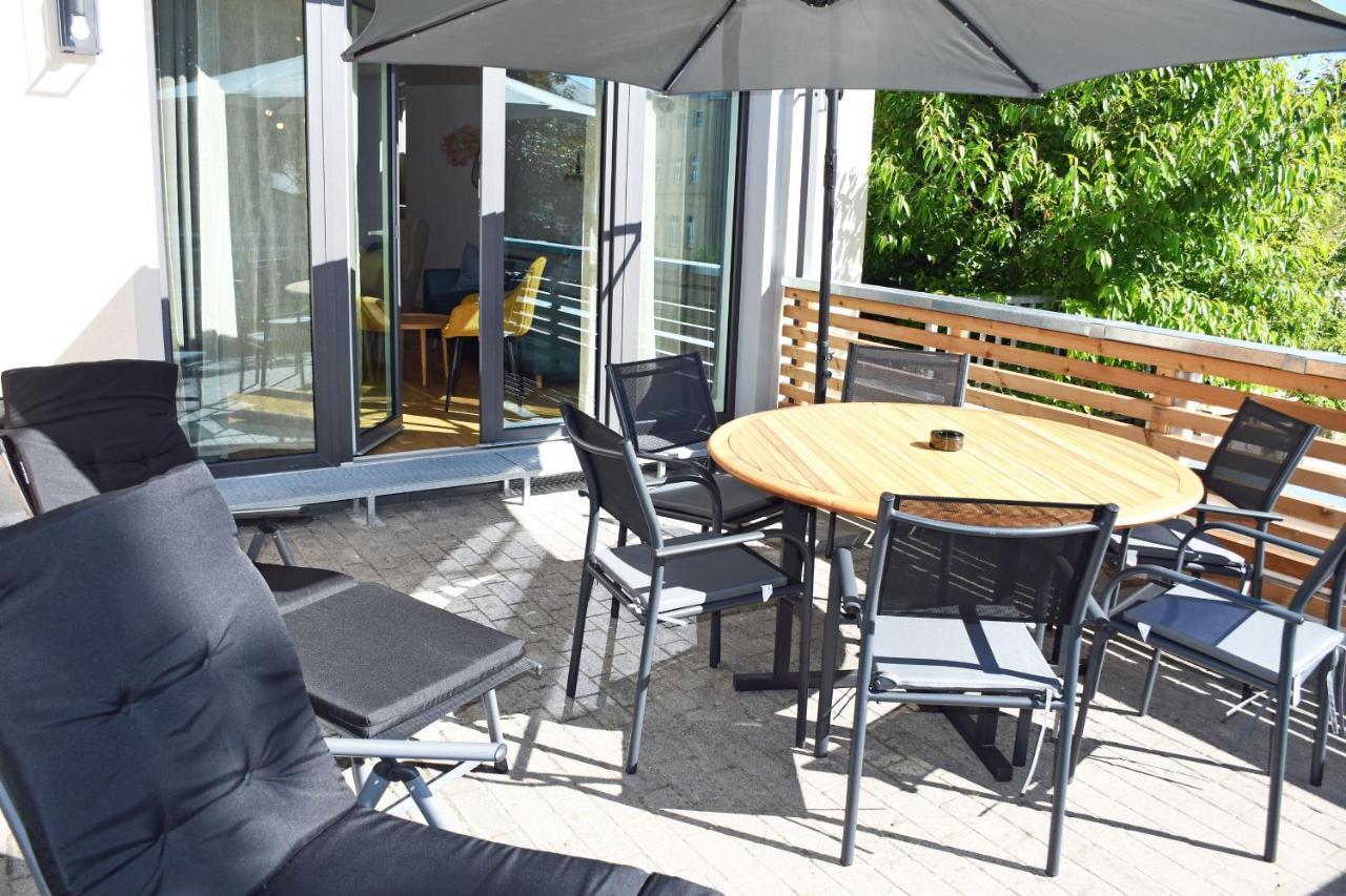 Schoene Ferienwohnungen Mit Kamin Im Ostseebad Sellin Exteriör bild